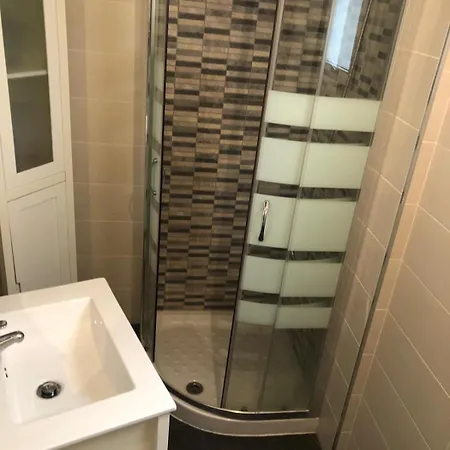 Apartamento Centrico * Торевьиа